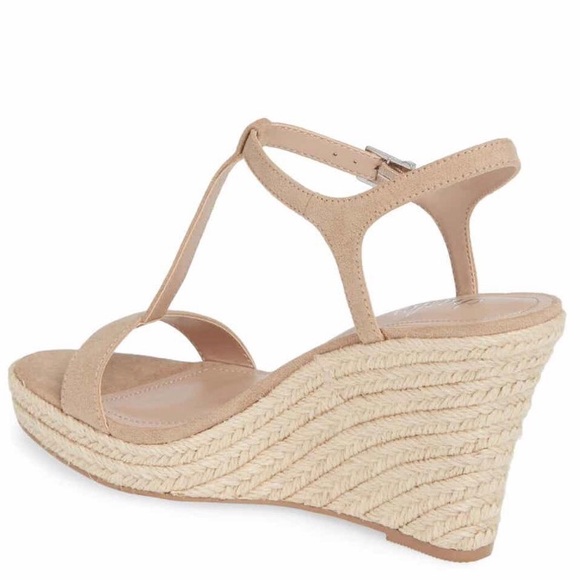 Charles David shoes t strap wedge NWT size 8,9 - Picture 2 of 3